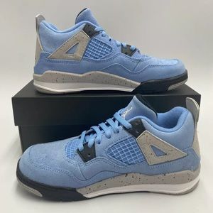 Jordan 4s “University’s Blue” All sizes M and F